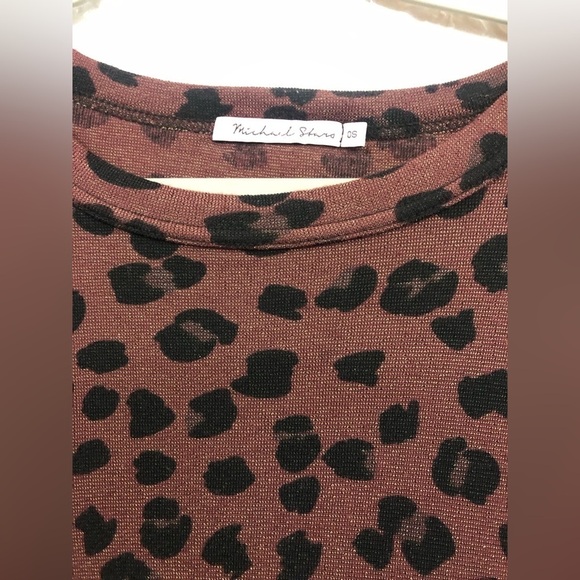 Michaels Stars Animal Print Top - Picture 1 of 4